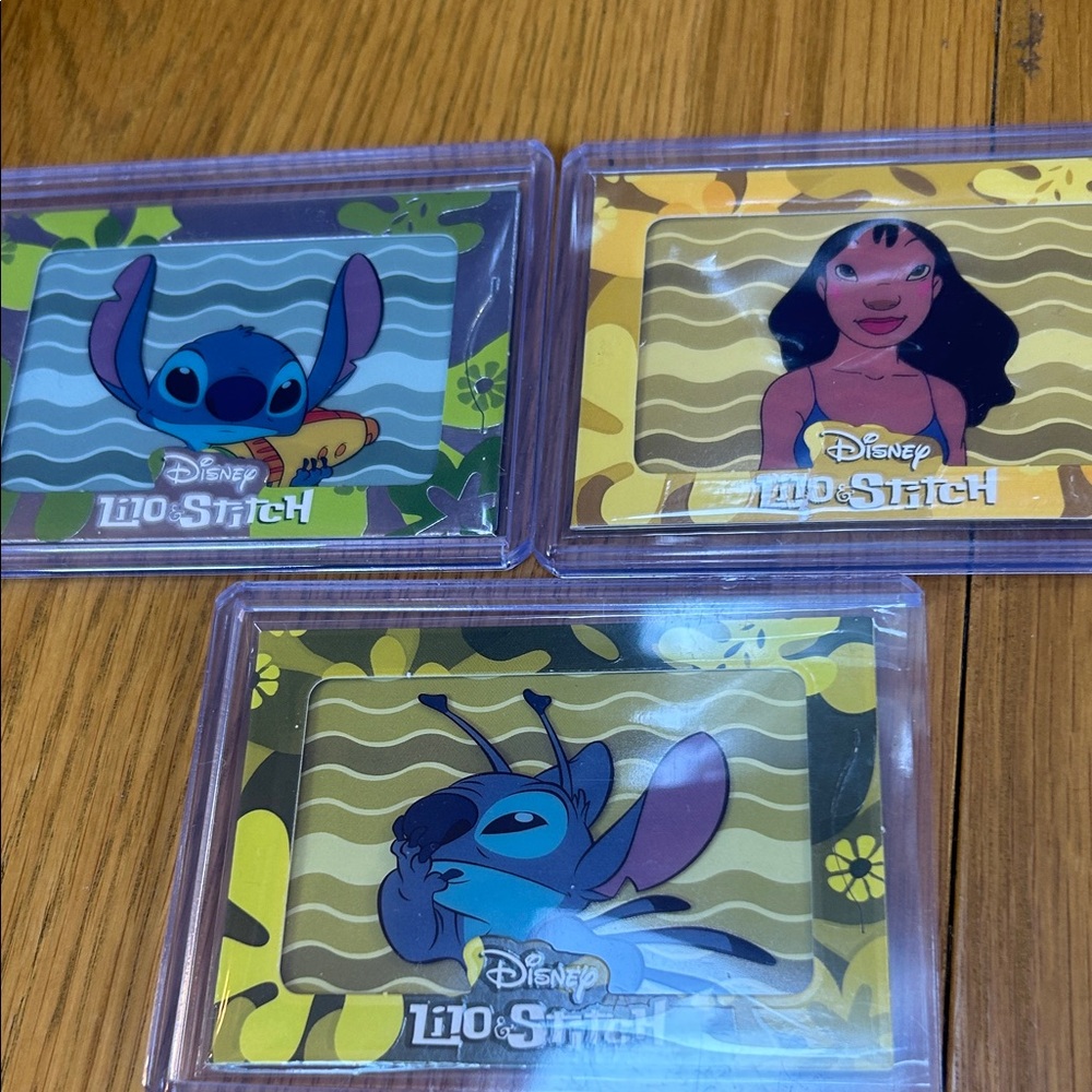 Disney Lilo & Stitch Character Card Set - Blue and Yellow